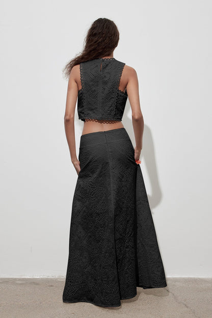 Gracefully Designed Garment