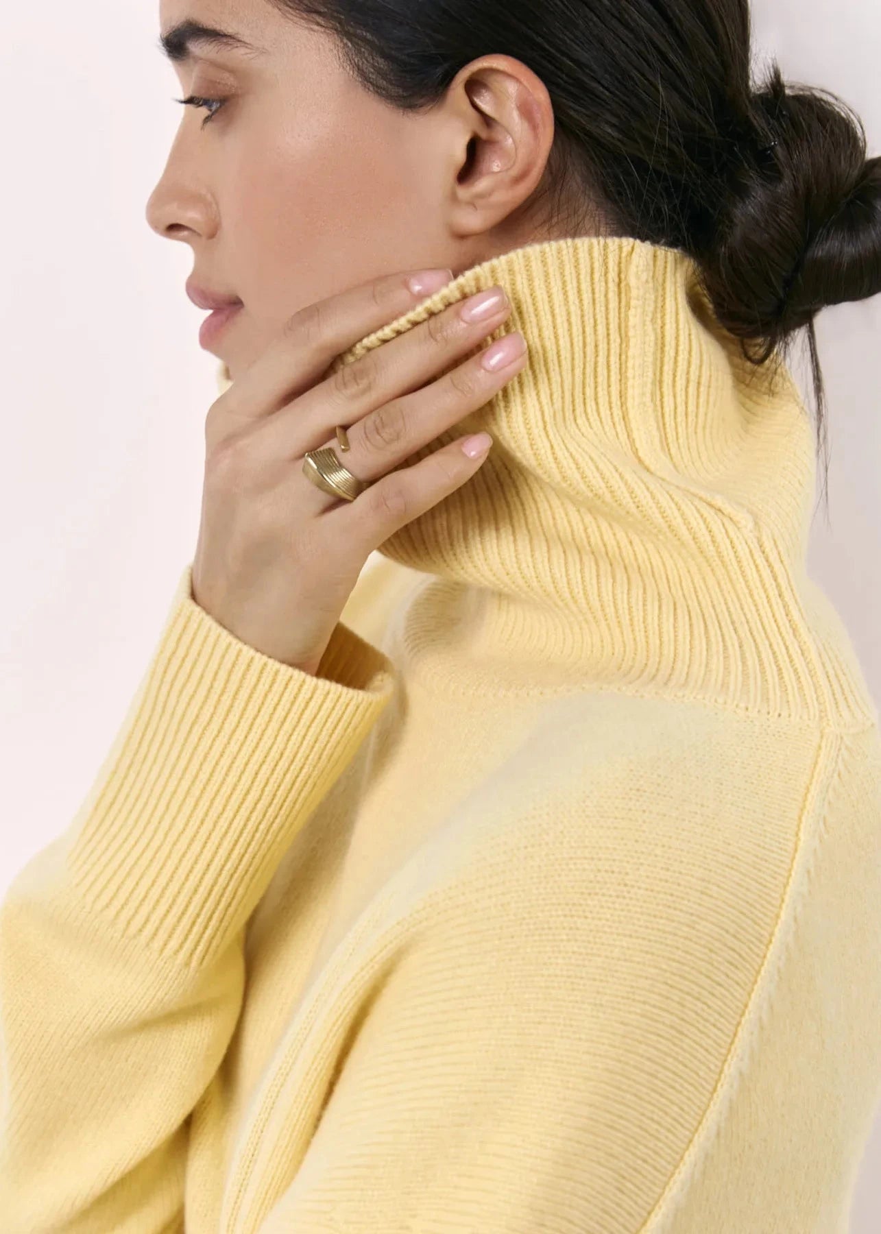 Beautifully Crafted Sweater in a Classic Style