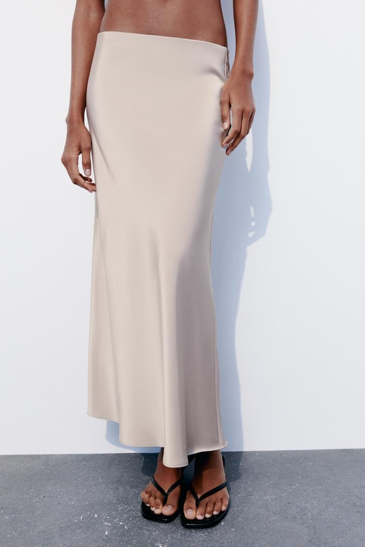 Gracefully Designed Garment