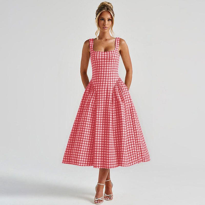 Classic Vintage Dress with a Flattering Fit