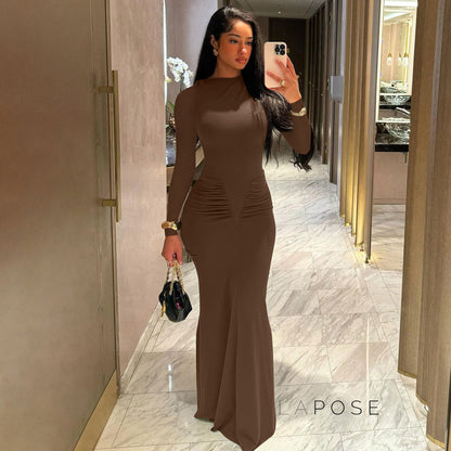 Polished Dress with an Effortless Classic Look