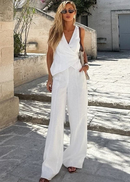 A Vintage Style Trousers with Delicate Timeless Details