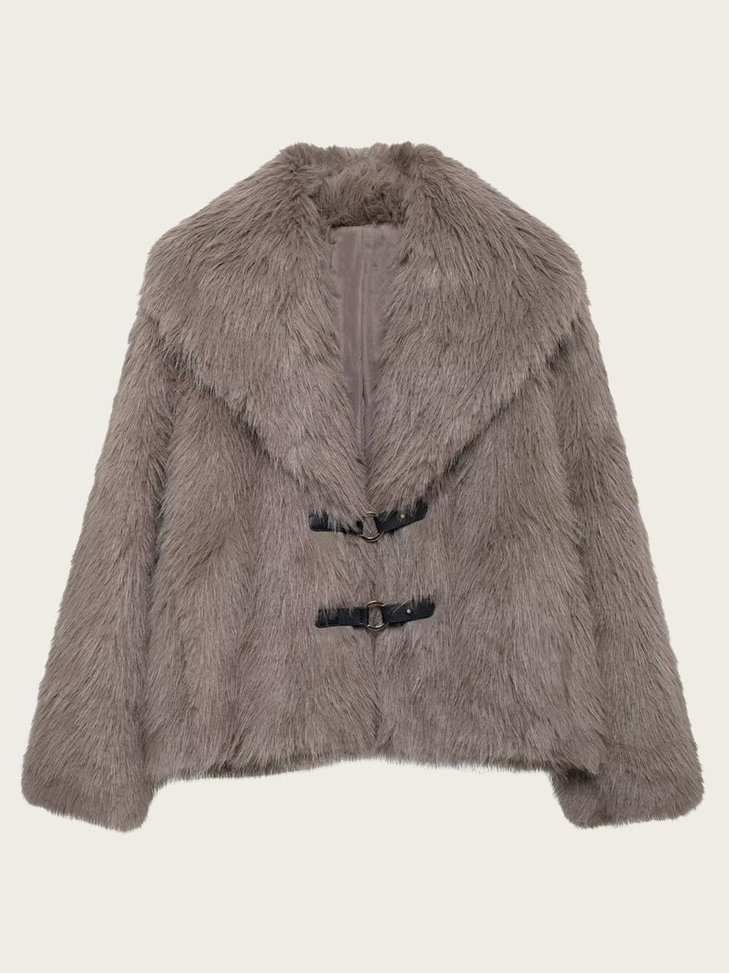 Elegantly Styled Coat for Everyday Wear