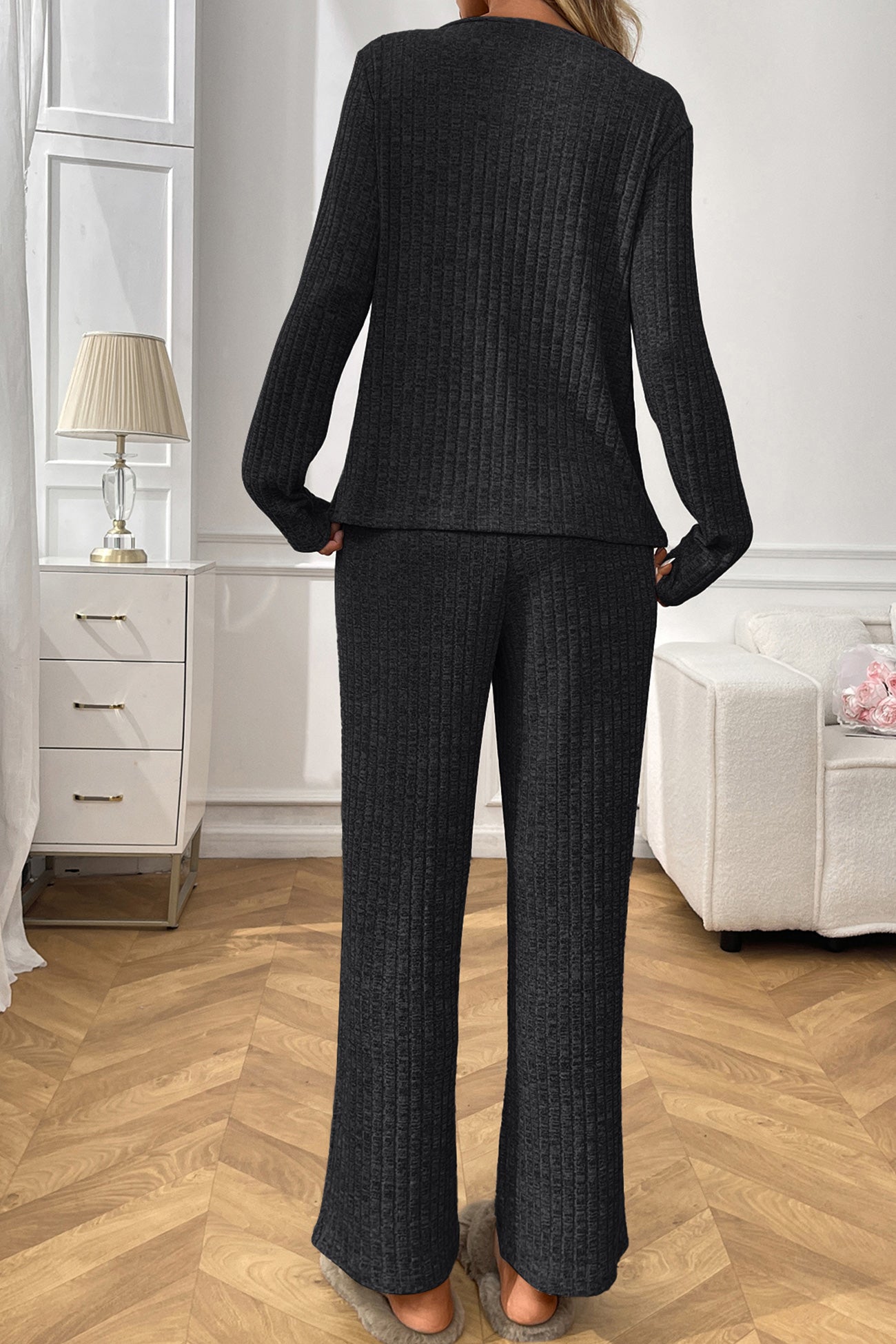 Well Tailored Garment with a Graceful Silhouette