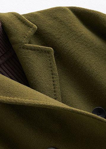 Effortlessly Elegant Coat with a Timeless Design