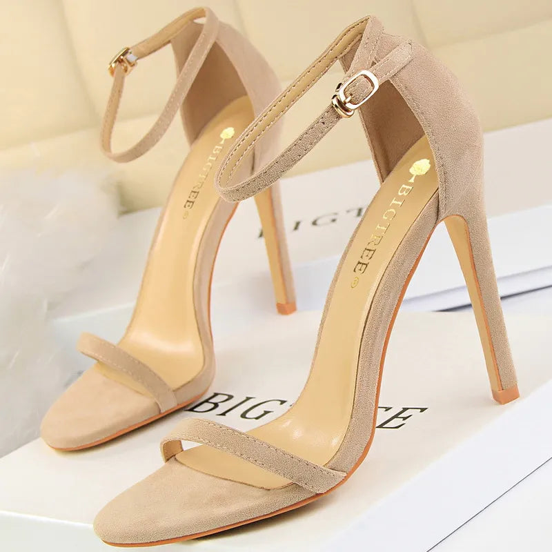 A Vintage Style Sandals with Delicate Timeless Details
