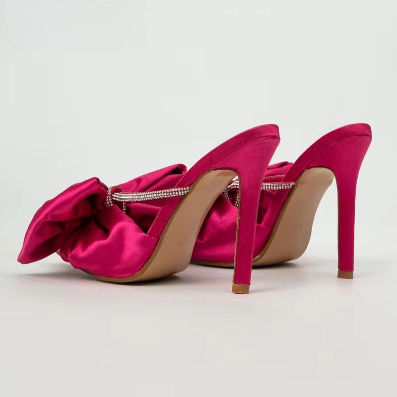 A Vintage Style Heels with Delicate Timeless Details
