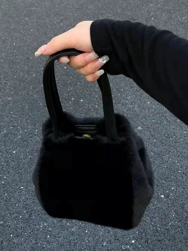 Beautifully Balanced Bag with Timeless Character