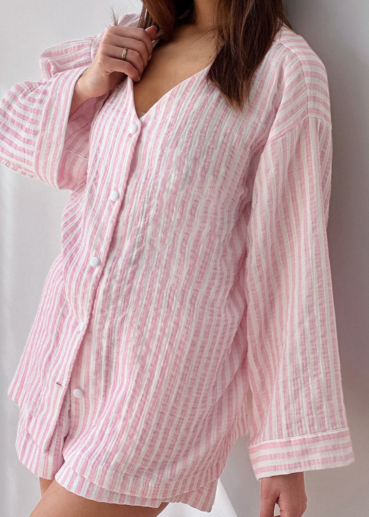 Effortlessly Elegant Garment with a Timeless Design