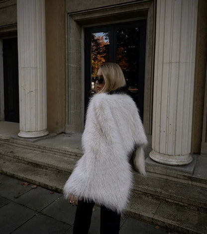 Elegantly Styled Coat for Everyday Wear