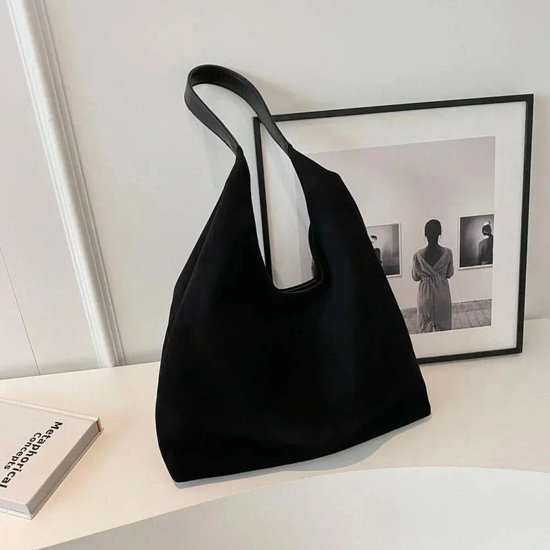 Classic Vintage Bag with a Flattering Fit