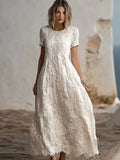 Sophisticated Dress with a Clean Classic Look