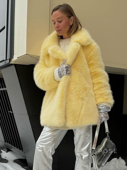 Elegantly Styled Coat for Everyday Wear