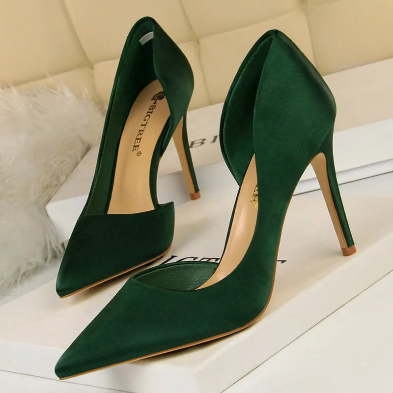 Gracefully Styled Heels for Any Occasion