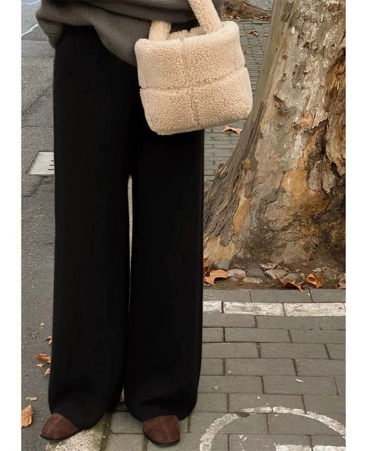 Beautifully Crafted Pants in a Classic Style