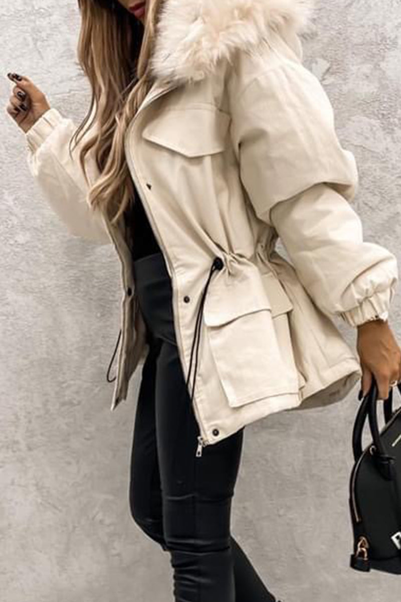 Effortlessly Elegant Garment with a Timeless Design