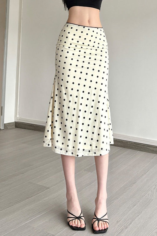Classic Vintage Garment with a Flattering Fit