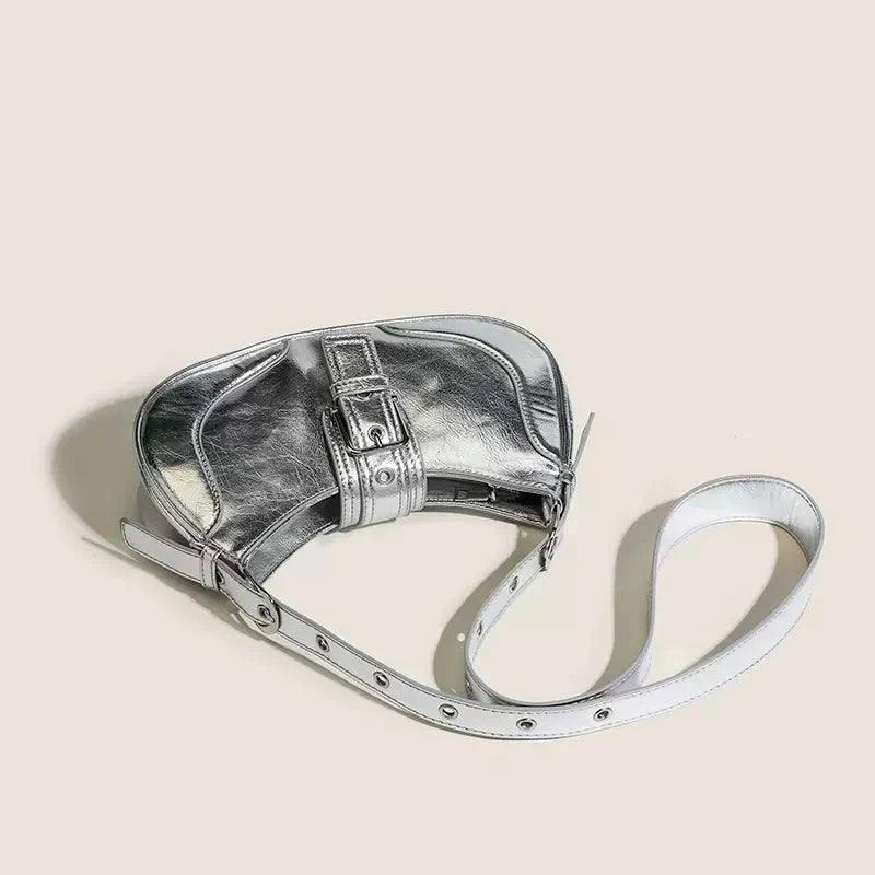A Vintage Style Bag with Delicate Timeless Details