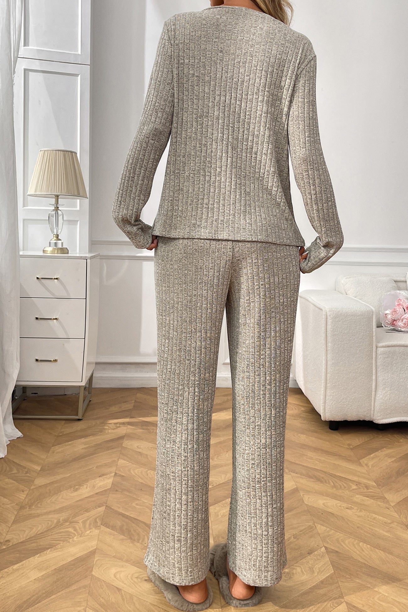 Well Tailored Garment with a Graceful Silhouette