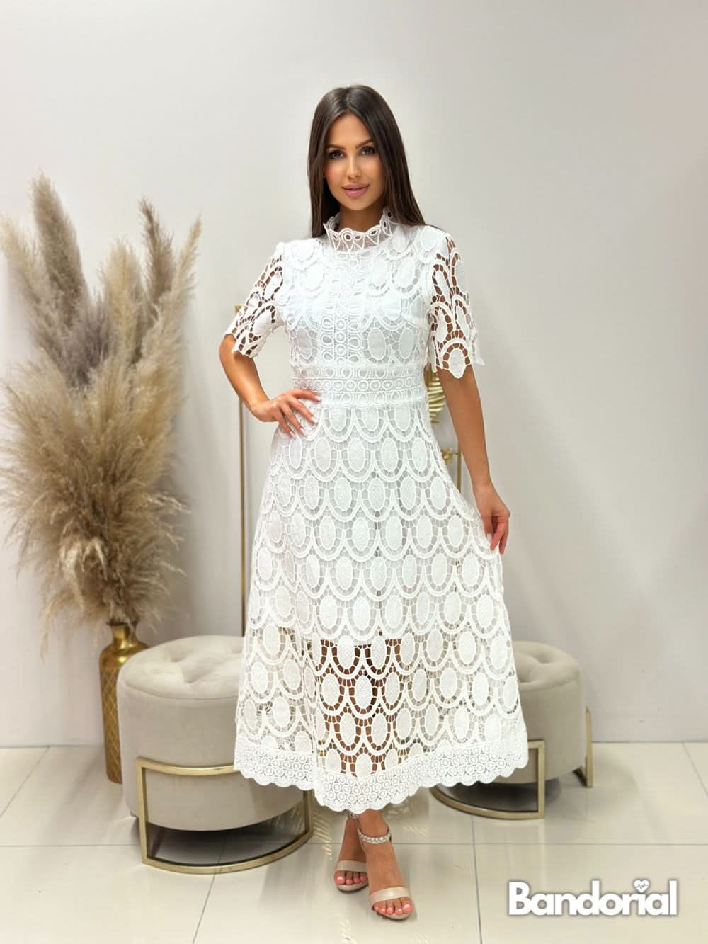Well Tailored Dress with a Graceful Silhouette