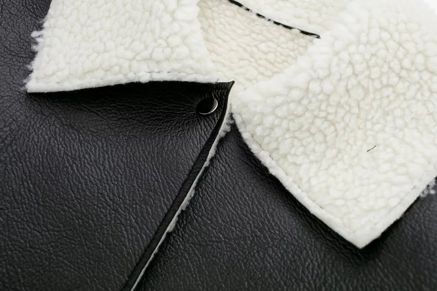 Sophisticated Jacket with a Clean Classic Look