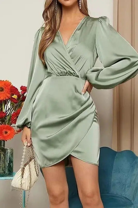 Gracefully Styled Dress for Any Occasion