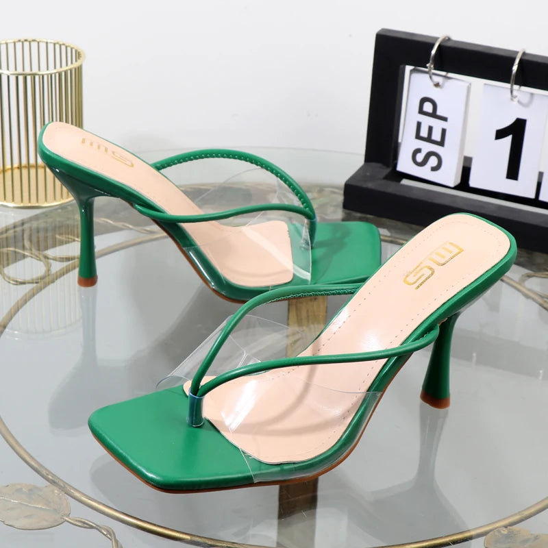 Well Tailored Sandals with a Graceful Silhouette