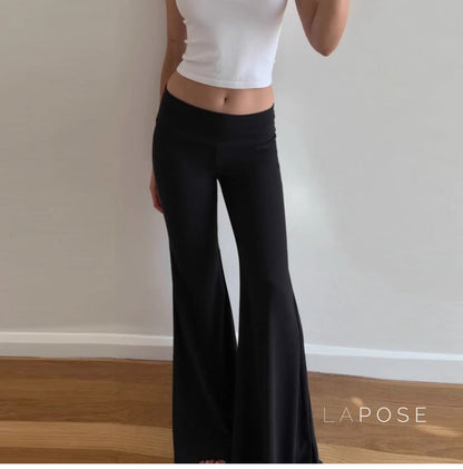 Elegantly Styled Pants for Everyday Wear