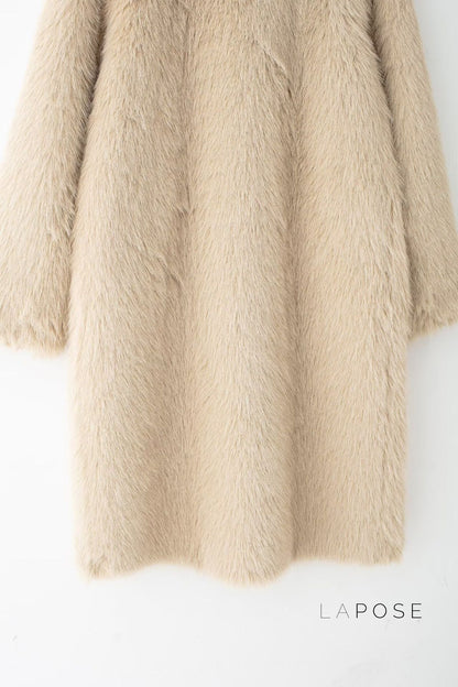 Beautifully Finished Coat in a Timeless Design