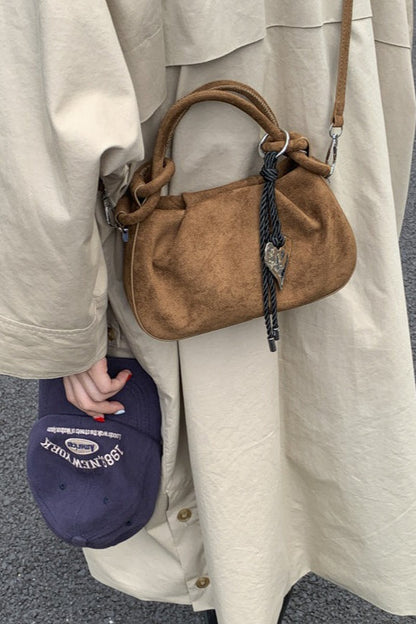 Beautifully Finished Bag in a Timeless Design