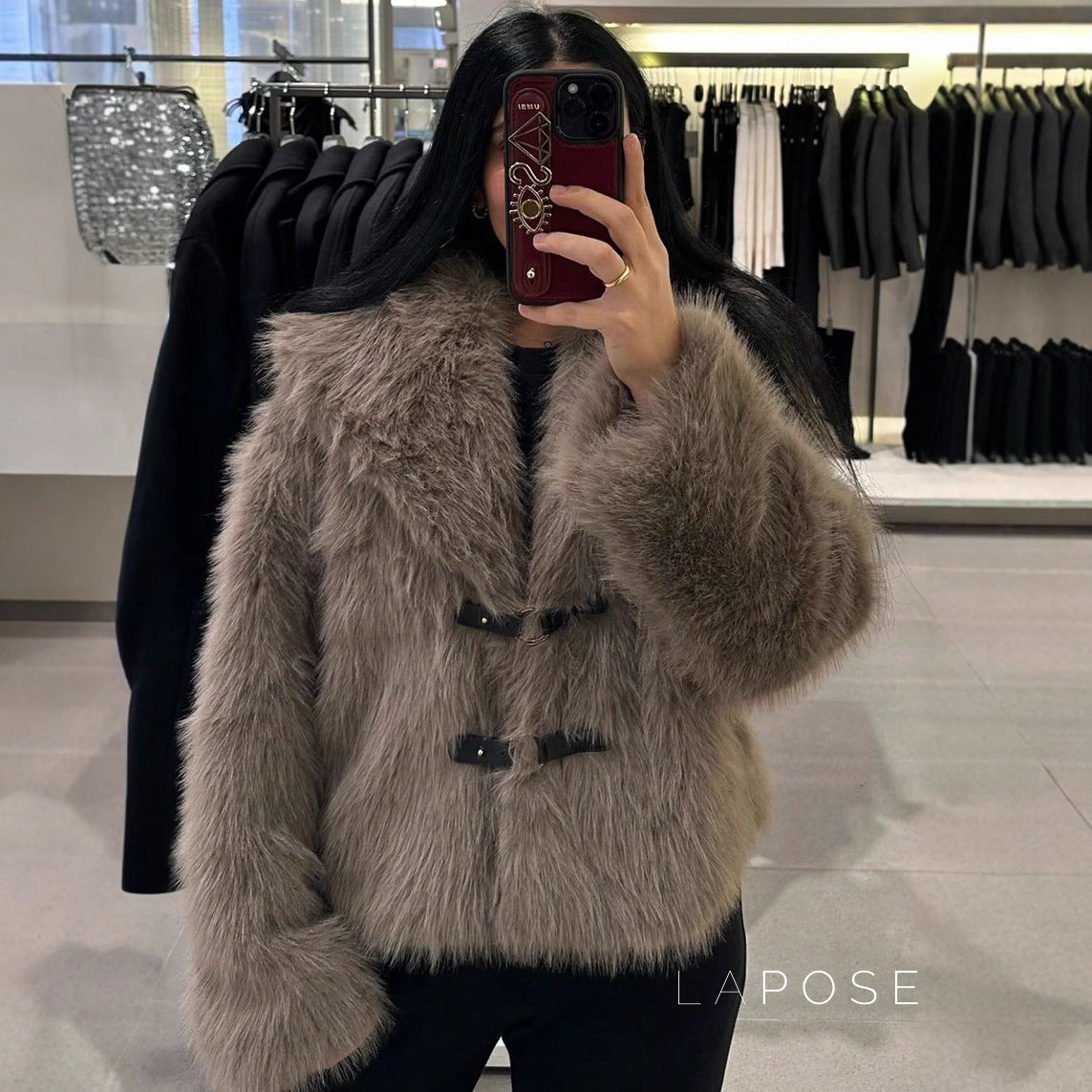 Elegantly Styled Coat for Everyday Wear