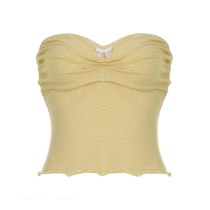 Well Tailored Top with a Graceful Silhouette