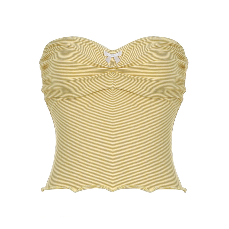 Well Tailored Top with a Graceful Silhouette