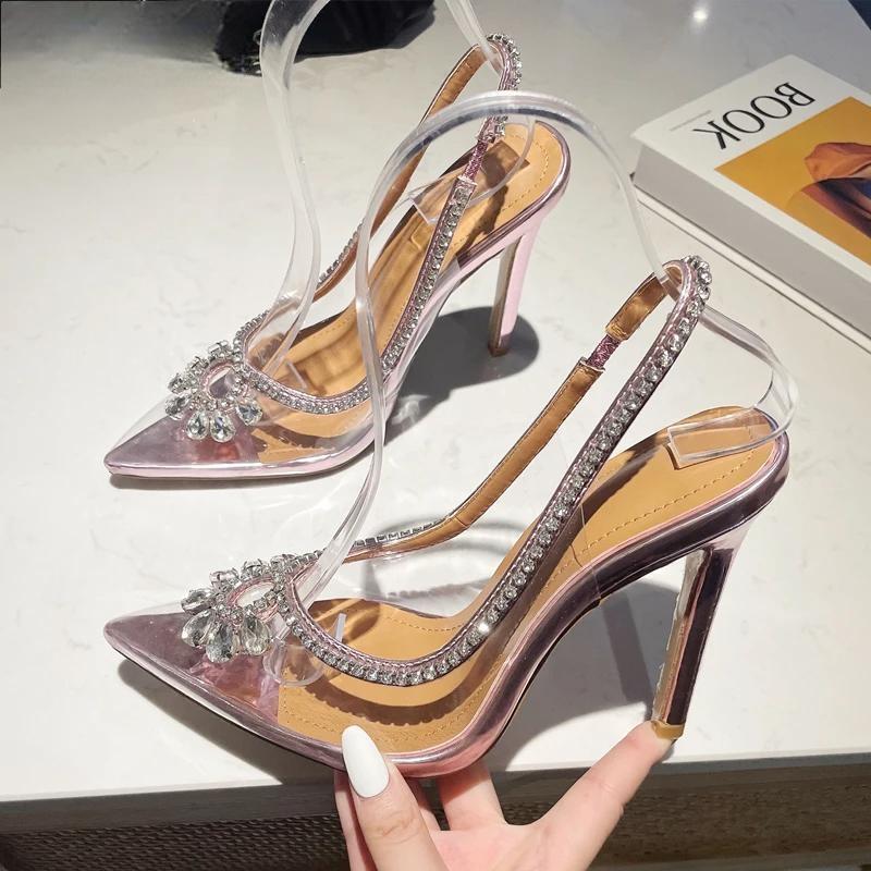 Beautifully Finished Heels in a Timeless Design