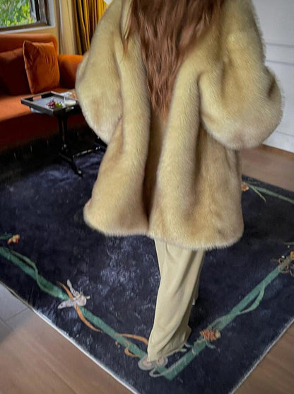 Polished Coat with an Effortless Classic Look