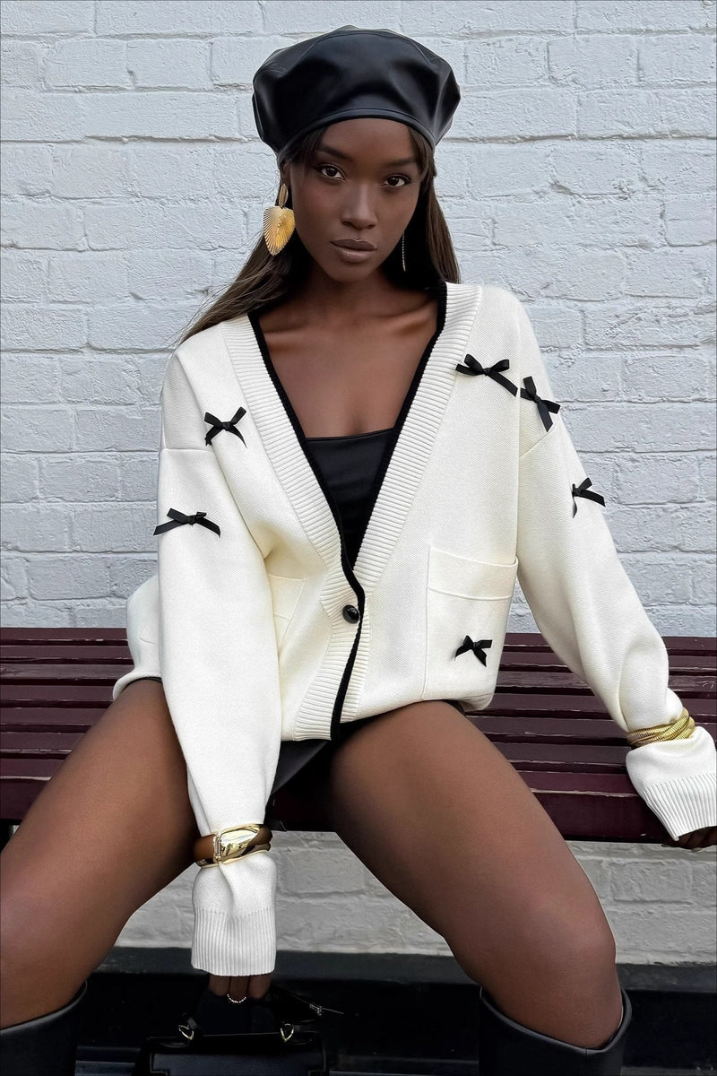 Gracefully Styled Cardigan for Any Occasion