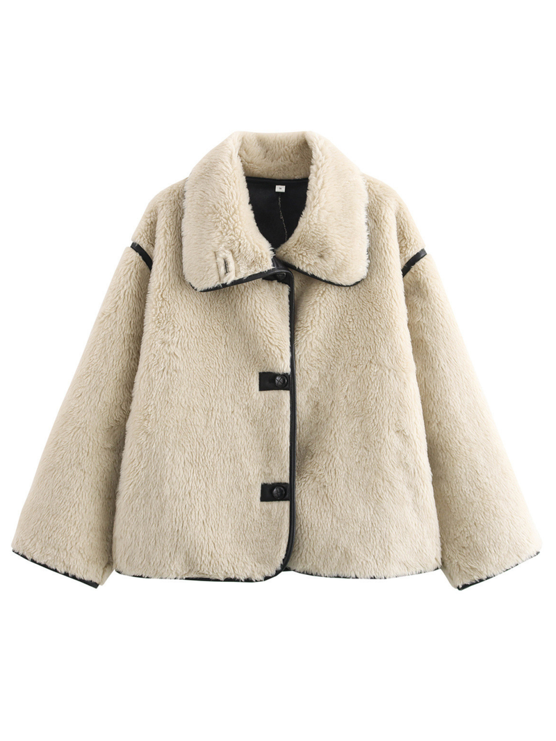 Effortlessly Elegant Coat with a Timeless Design