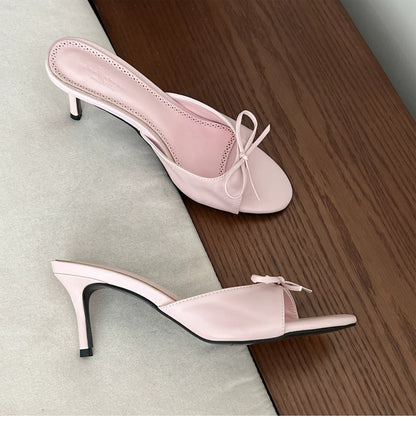 Classic Vintage & Enduringly Stylish Sandals