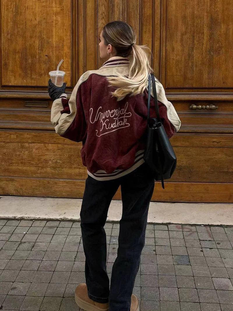 Effortlessly Elegant Jacket with a Timeless Design
