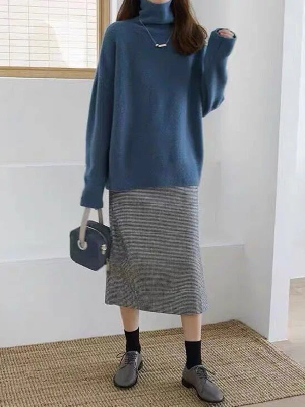 Cashmere Blend Turtleneck Sweater with Minimalist Silhouette in Taupe