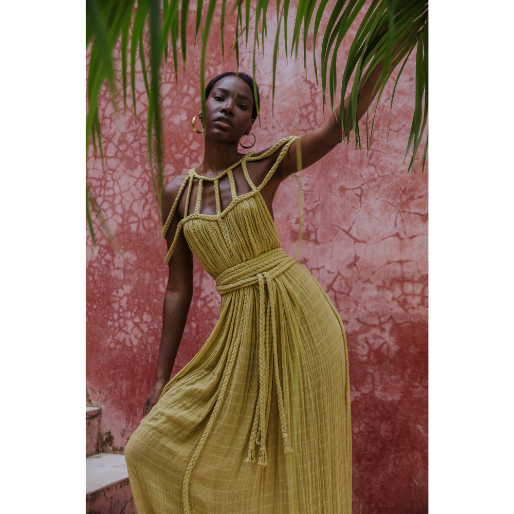 Polished Dress with an Effortless Classic Look