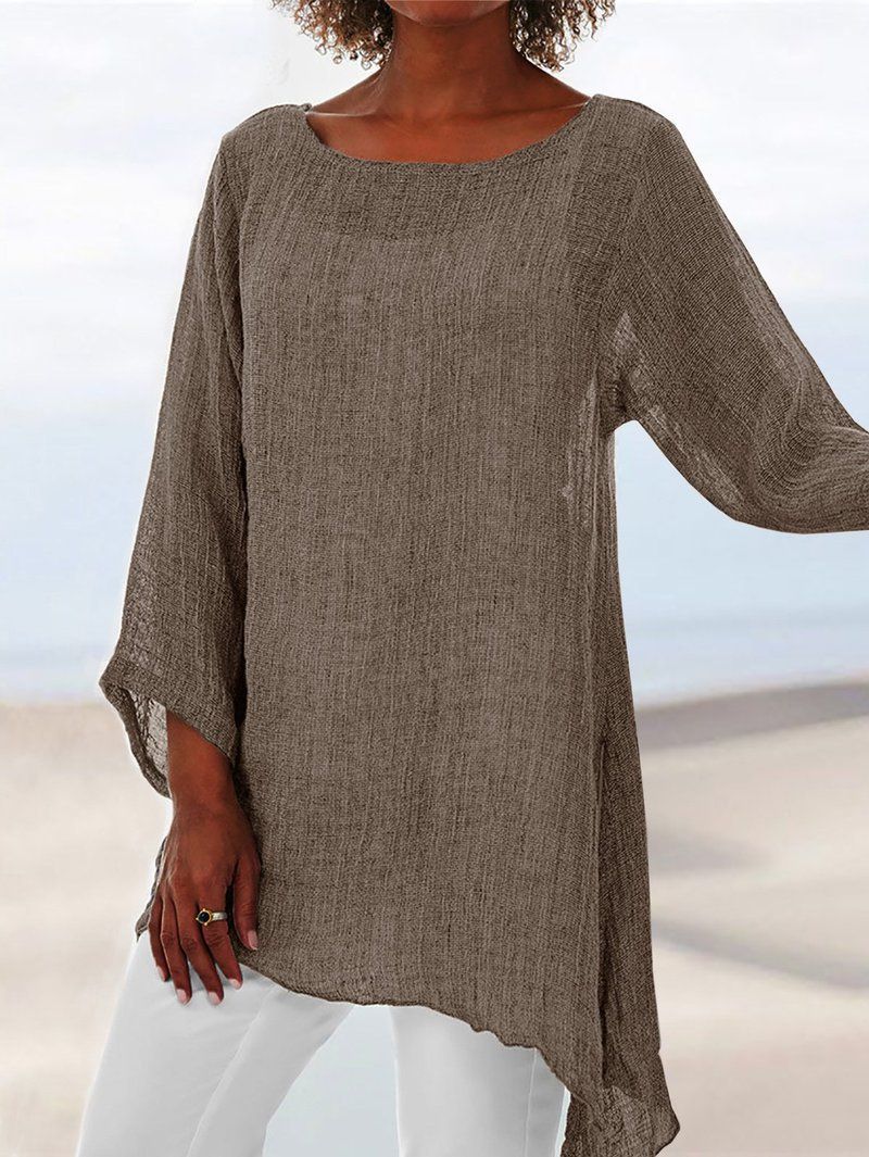Fashionable and minimalist winter T-shirt