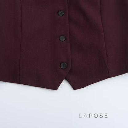 Beautifully Finished Garment in a Timeless Design