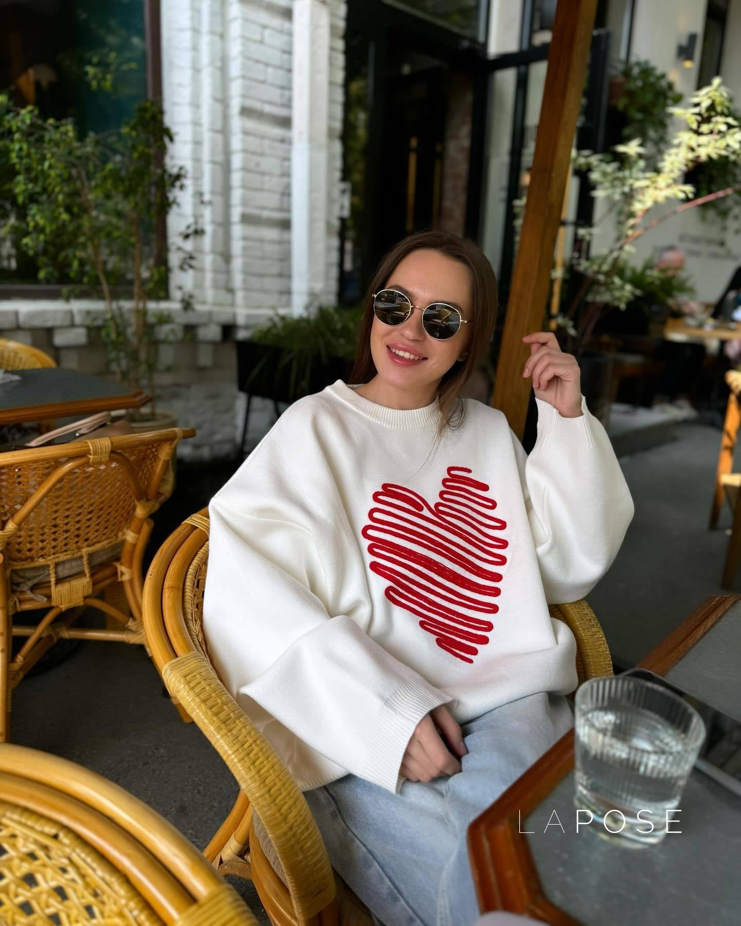 Beautifully Finished Sweater in a Timeless Design