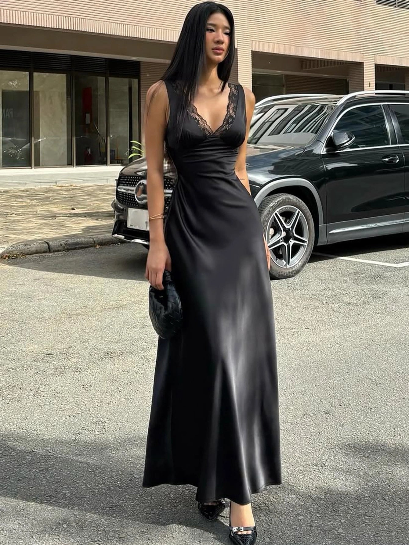 Elegantly Styled Dress for Everyday Wear