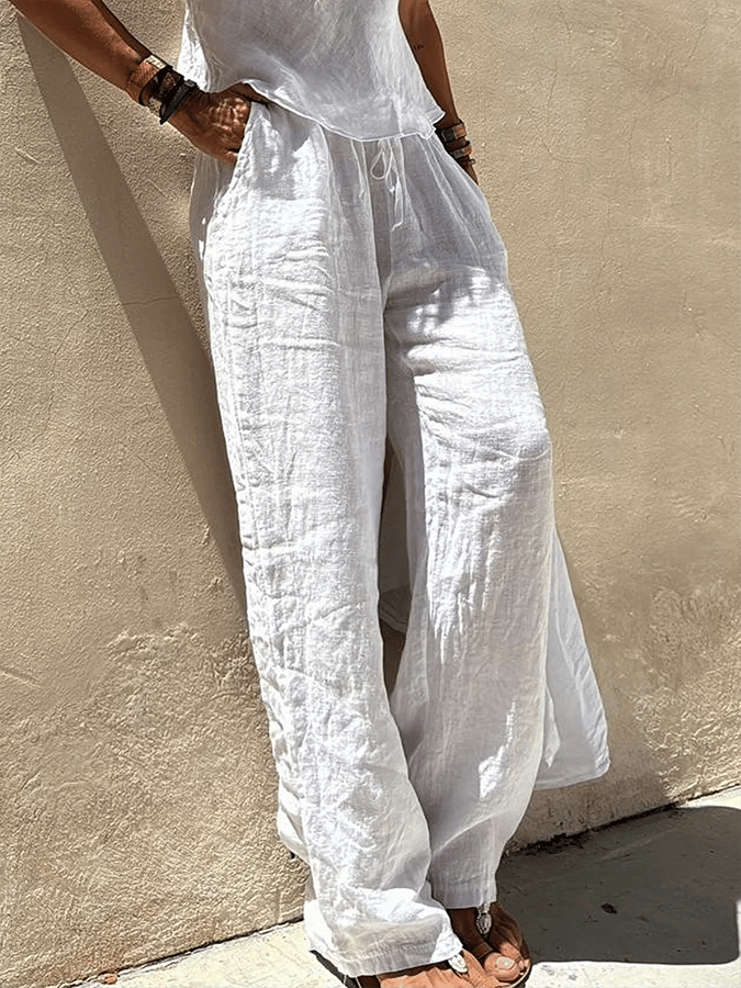 Trousers with a graceful design