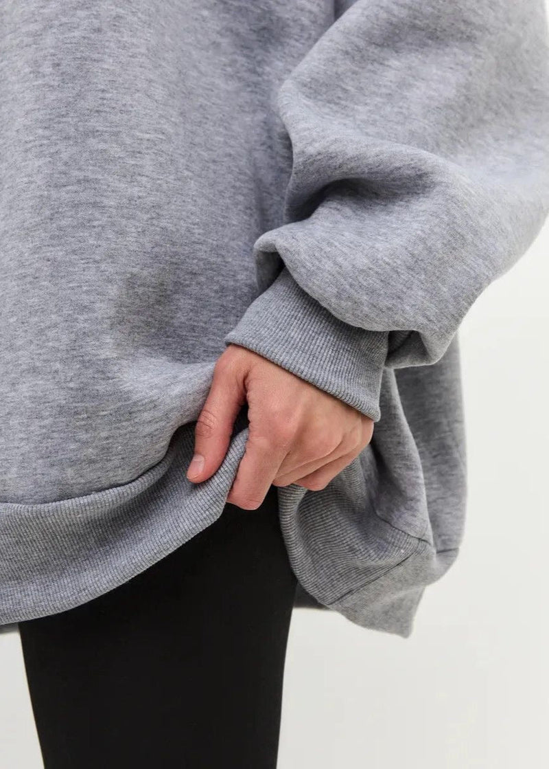 Well Tailored Pullover with a Graceful Silhouette