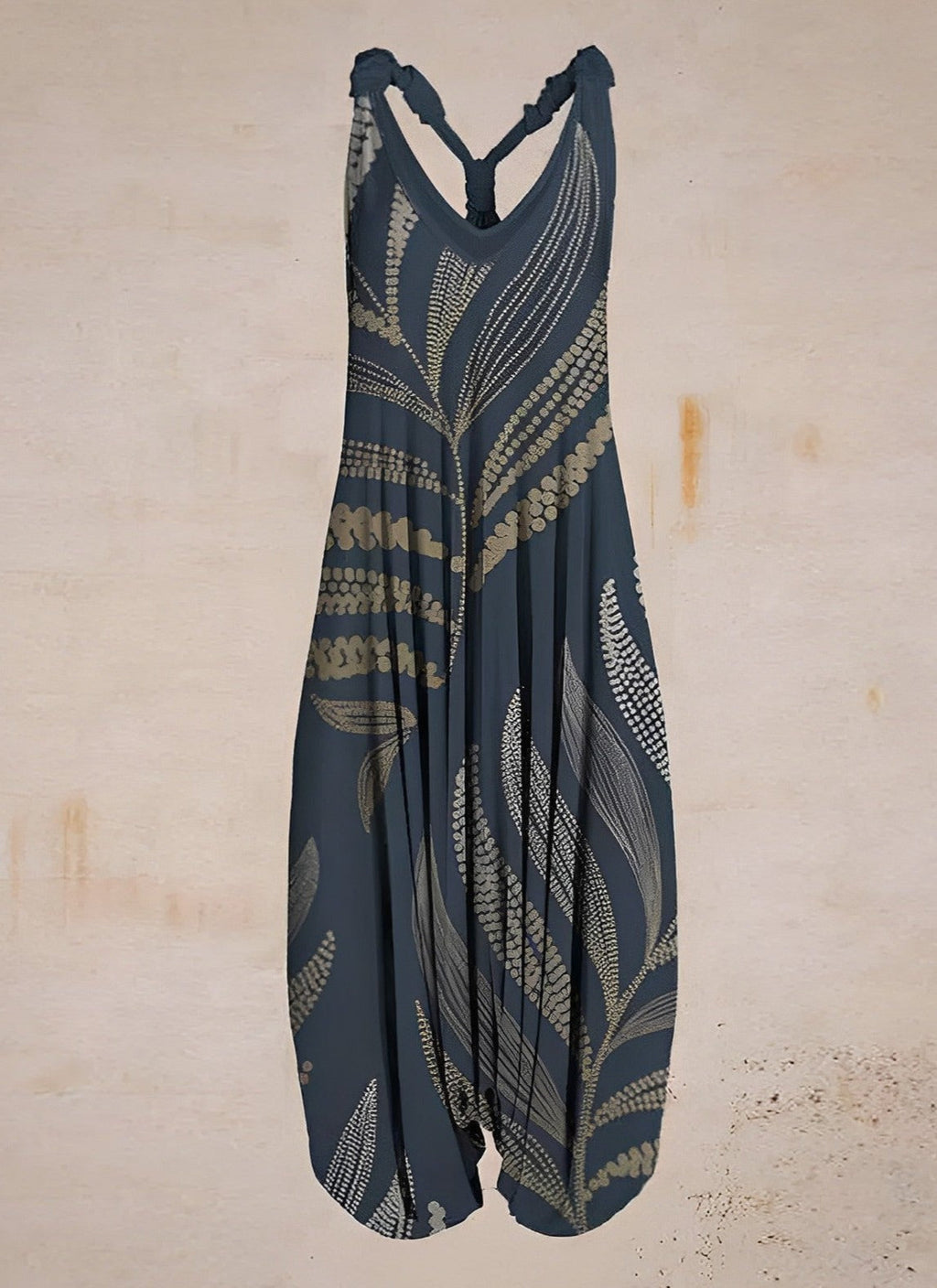 Uncomplicated and trendy general jumpsuit