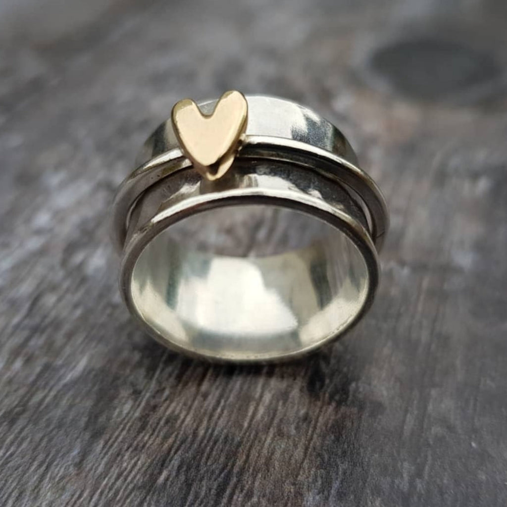 Handmade vintage gold ring