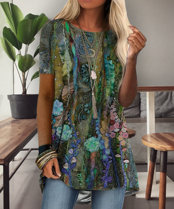 Printed shirt with bohemian inspiration